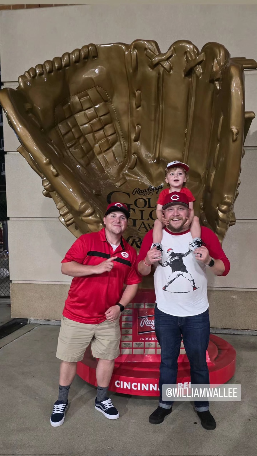 Devyn Harrington and Will Whaley at a Cincinnati Reds game